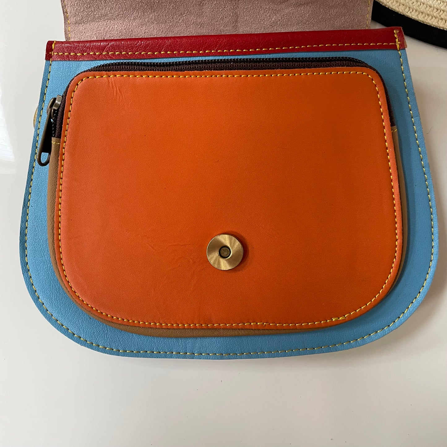 OUTLET Nephele Agnes