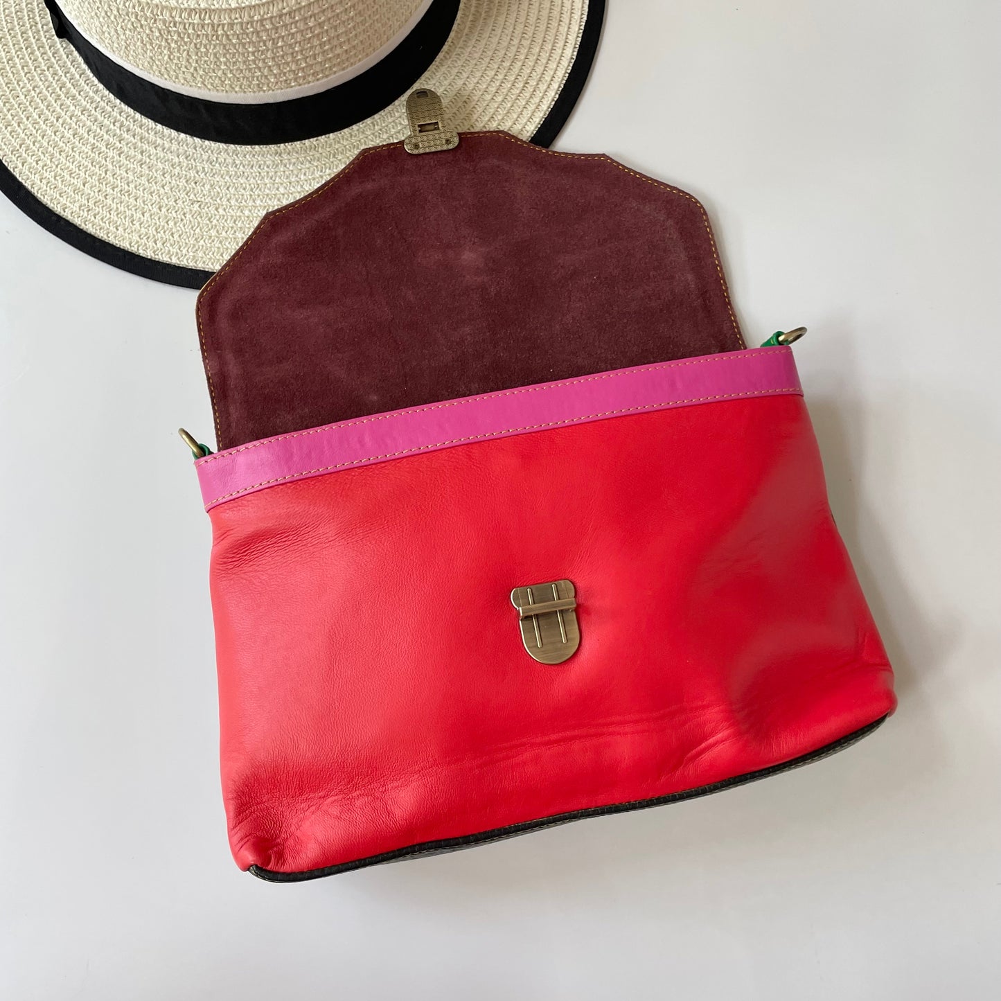 OUTLET Nephele Hattie