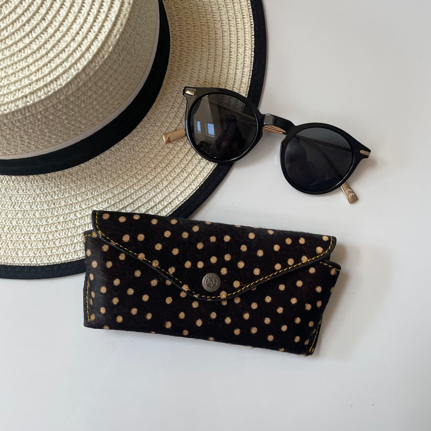 NEW Nephele Daphne Glasses Case