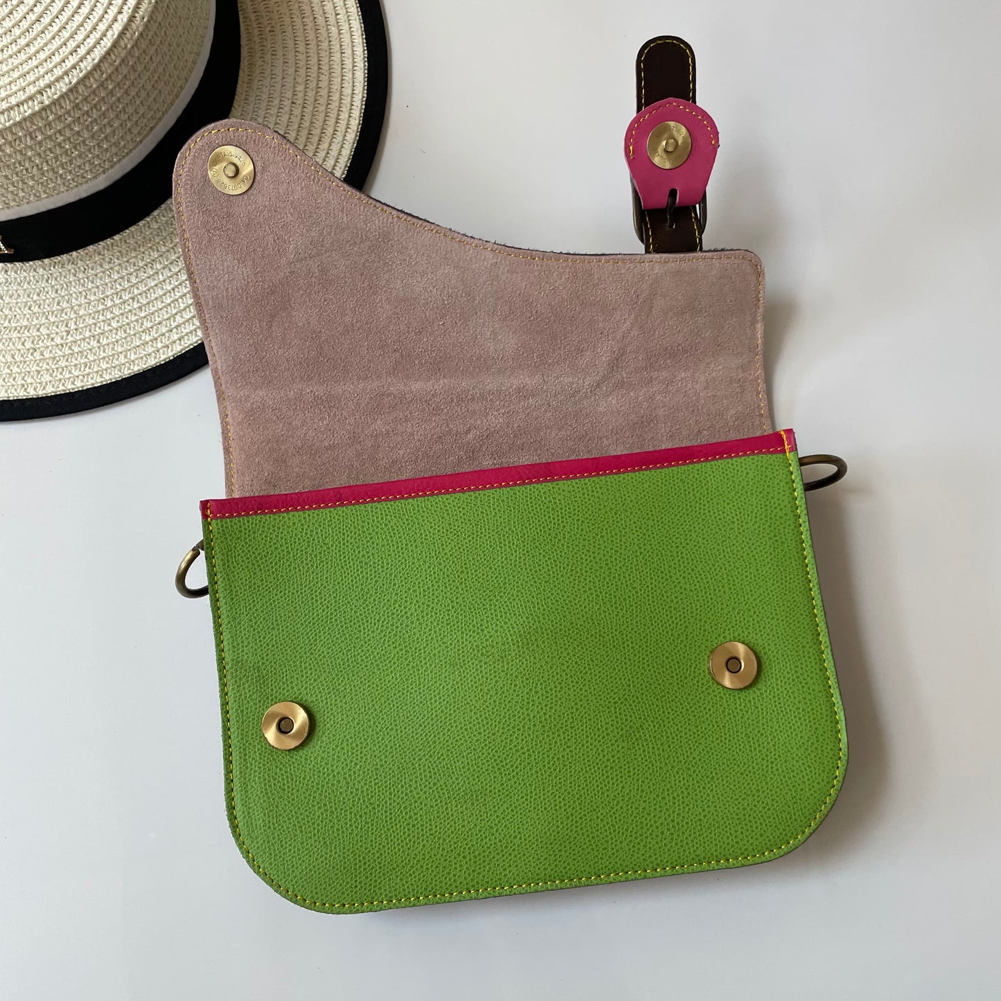 OUTLET Nephele Grace