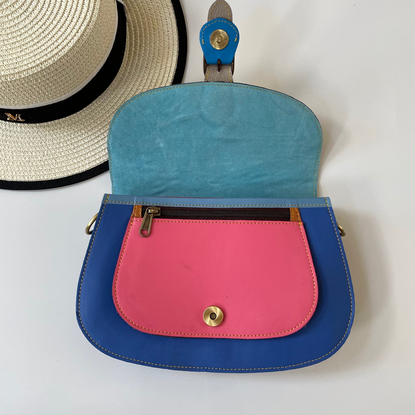 OUTLET Nephele Josephine