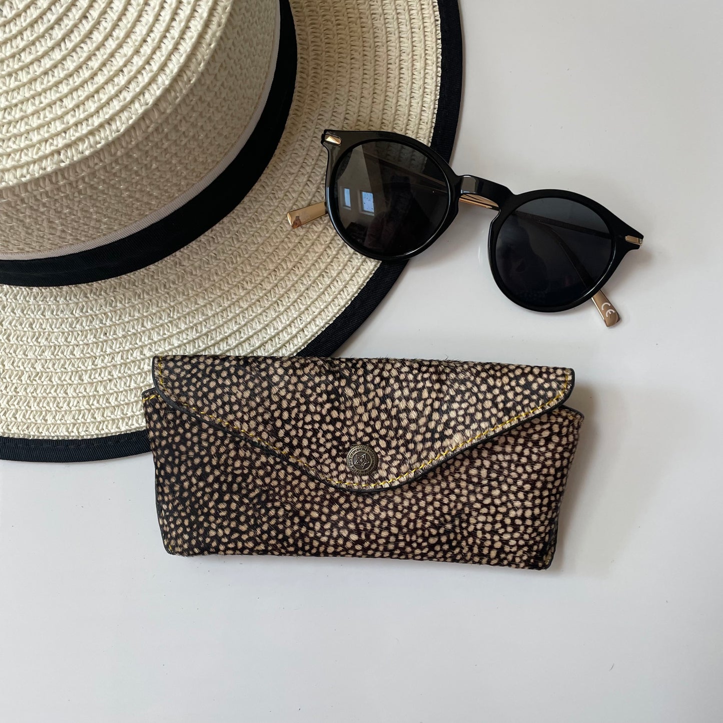 NEW Nephele Daphne Glasses Case