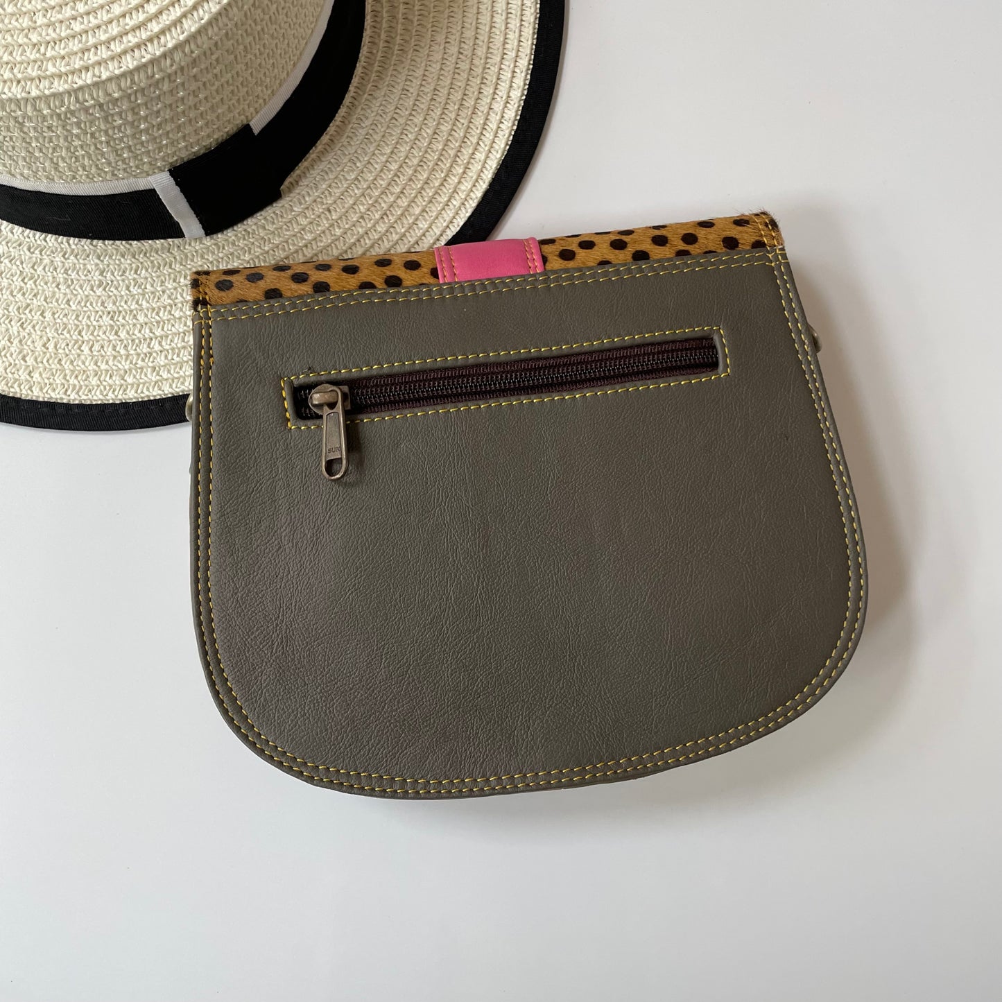 OUTLET Nephele Cecile