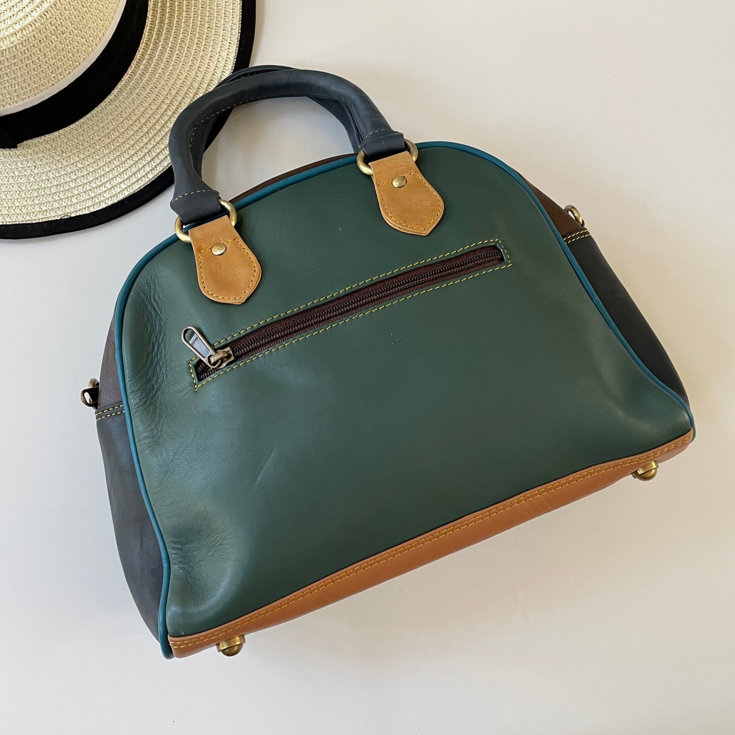 OUTLET Nephele Maggie