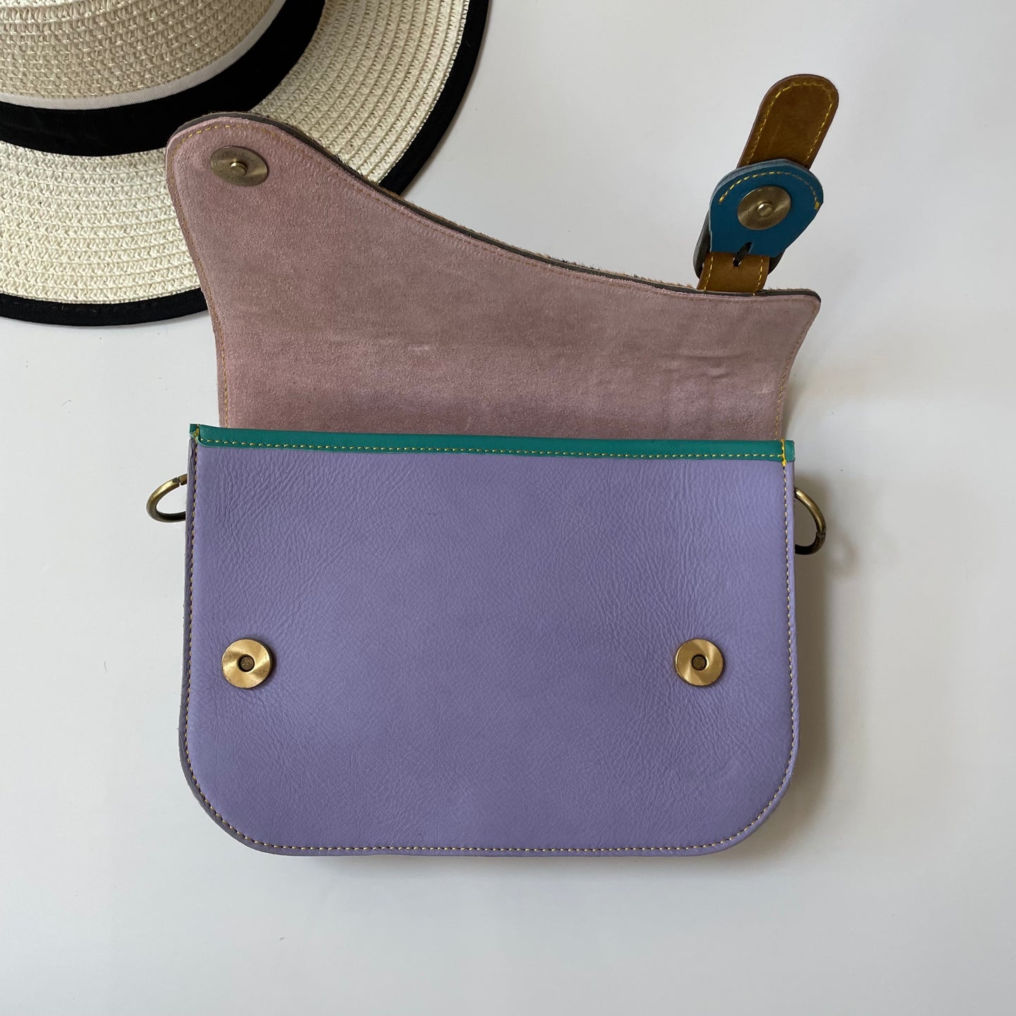 OUTLET Nephele Grace