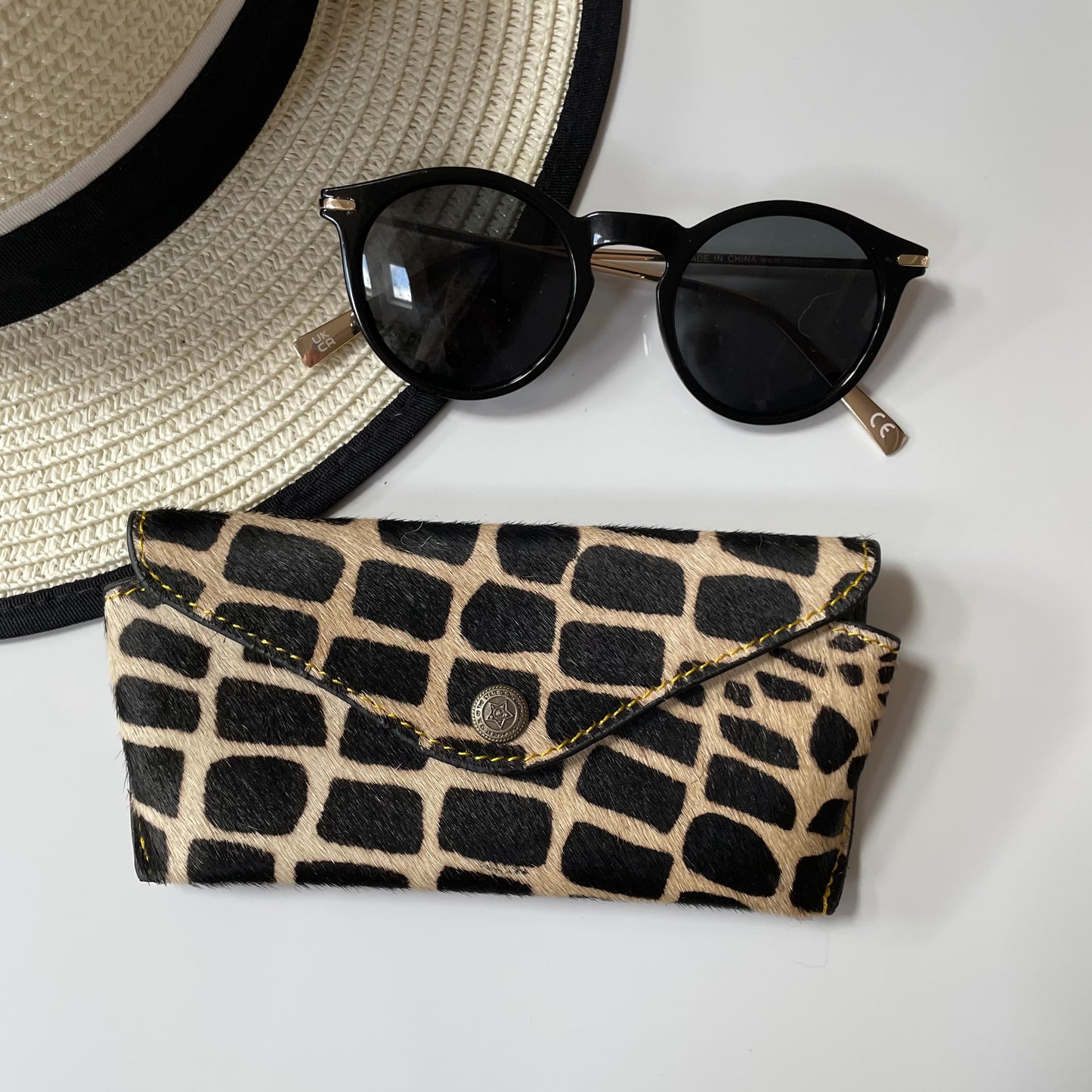NEW Nephele Daphne Glasses Case