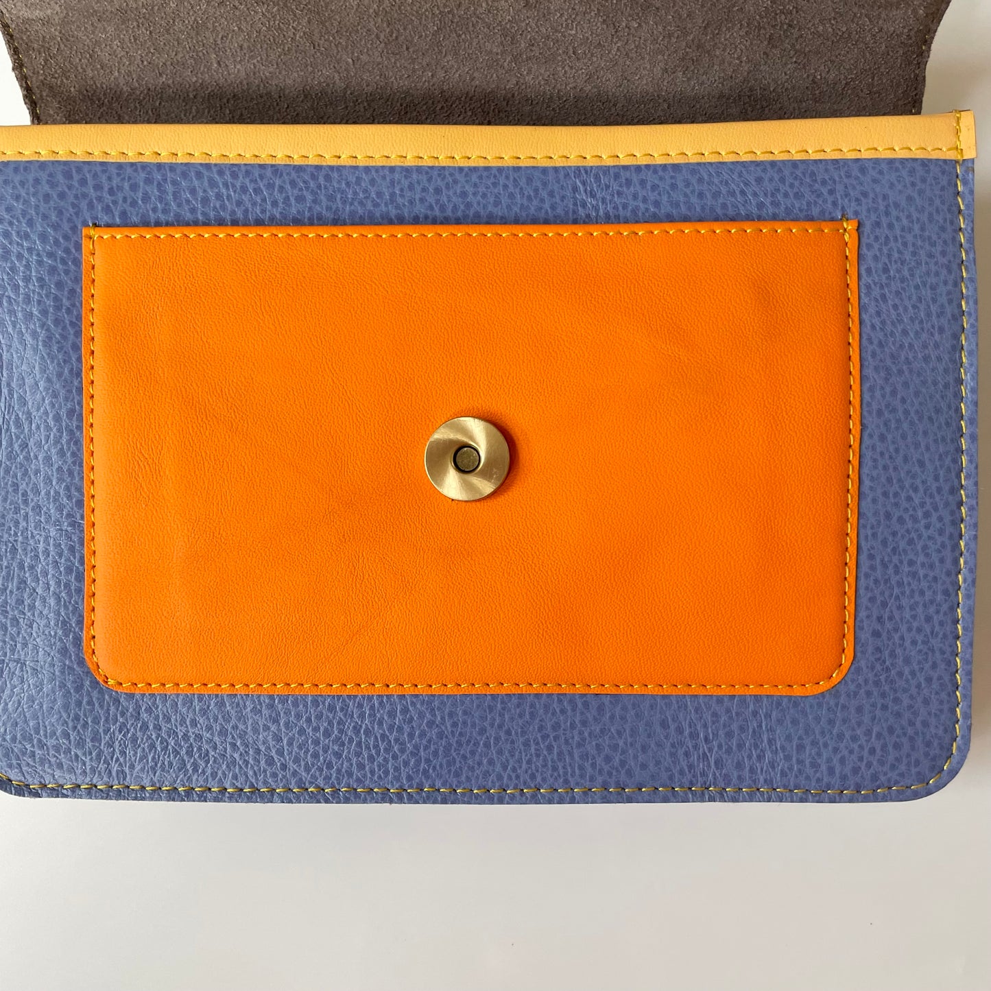 OUTLET Nephele Amy
