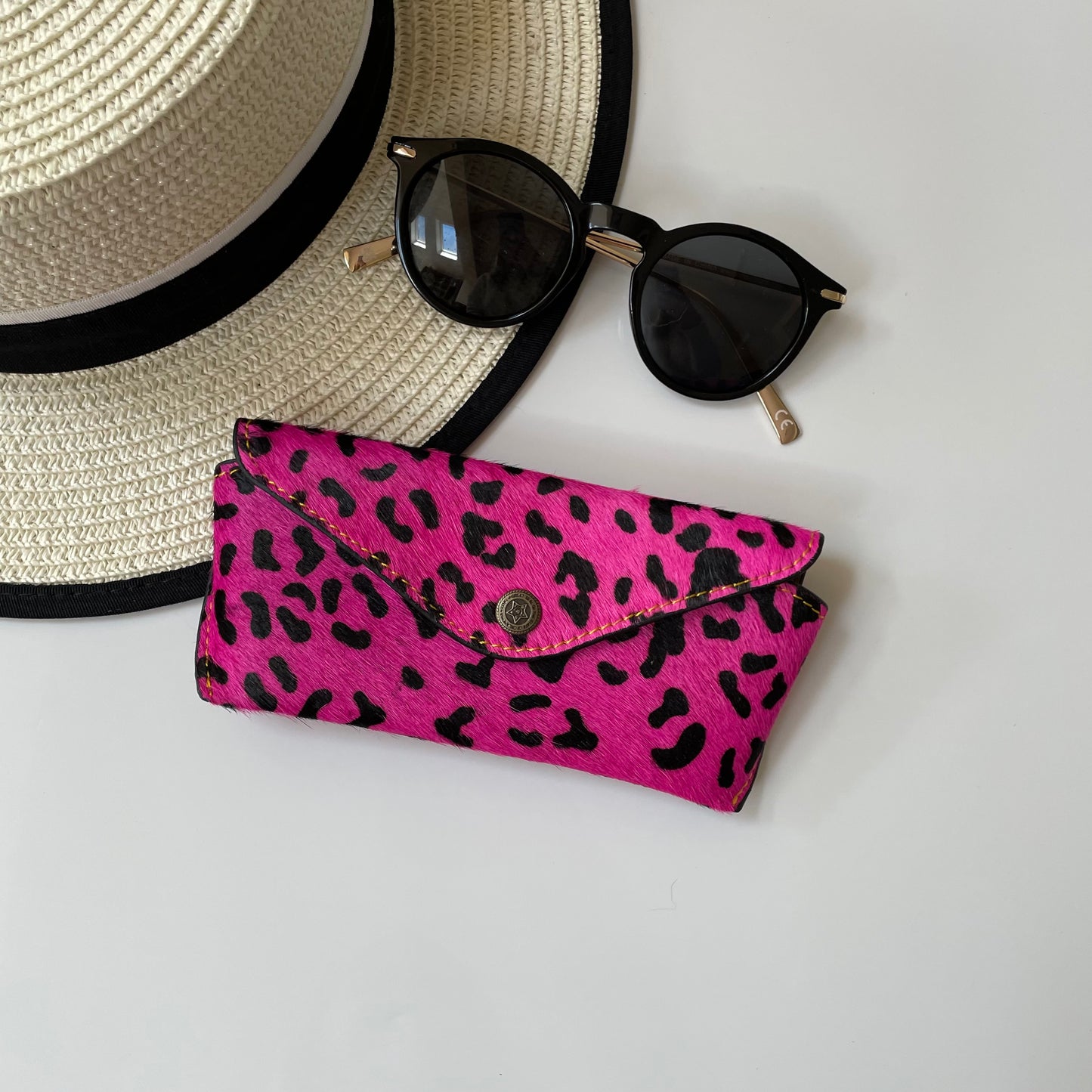 NEW Nephele Daphne Glasses Case
