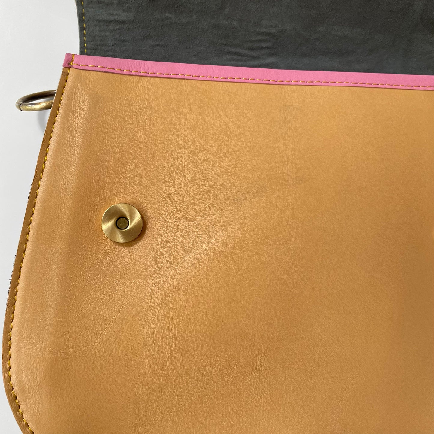 OUTLET Nephele Darcy