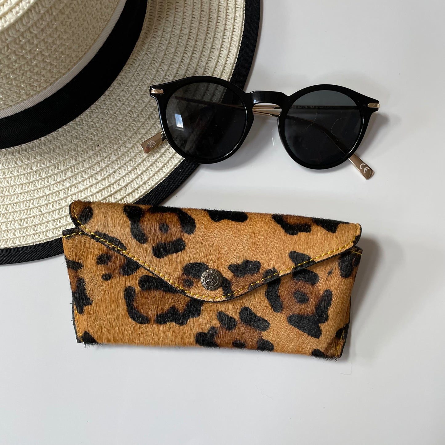 NEW Nephele Daphne Glasses Case