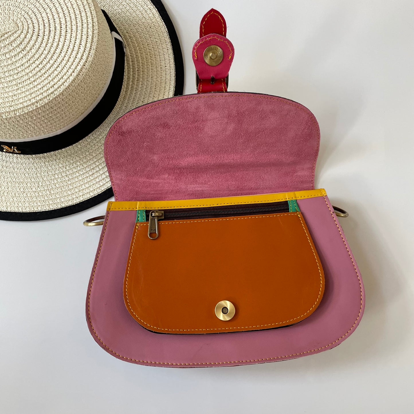 OUTLET Nephele Josephine