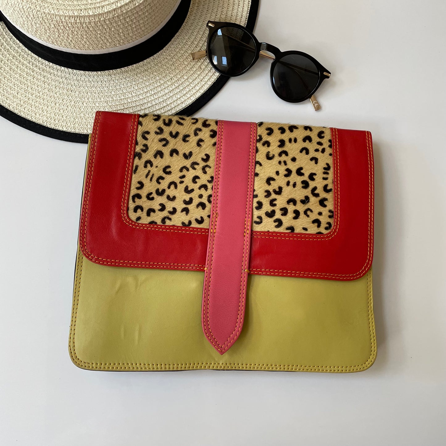 OUTLET Nephele Carli