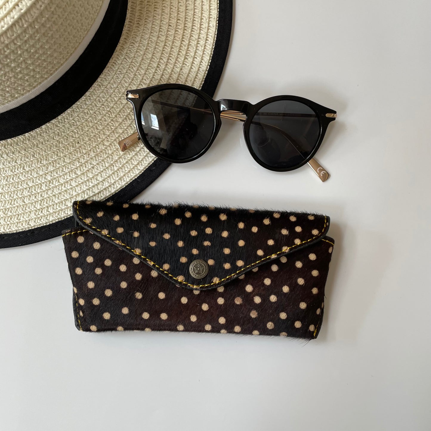 NEW Nephele Daphne Glasses Case