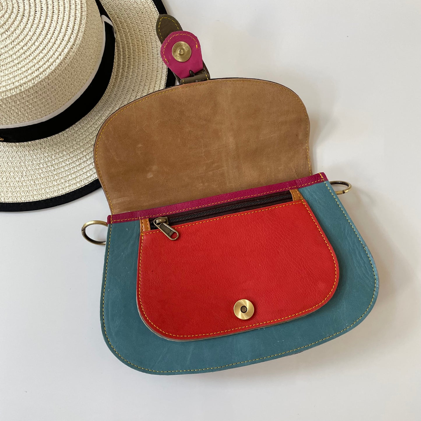 OUTLET Nephele Josephine