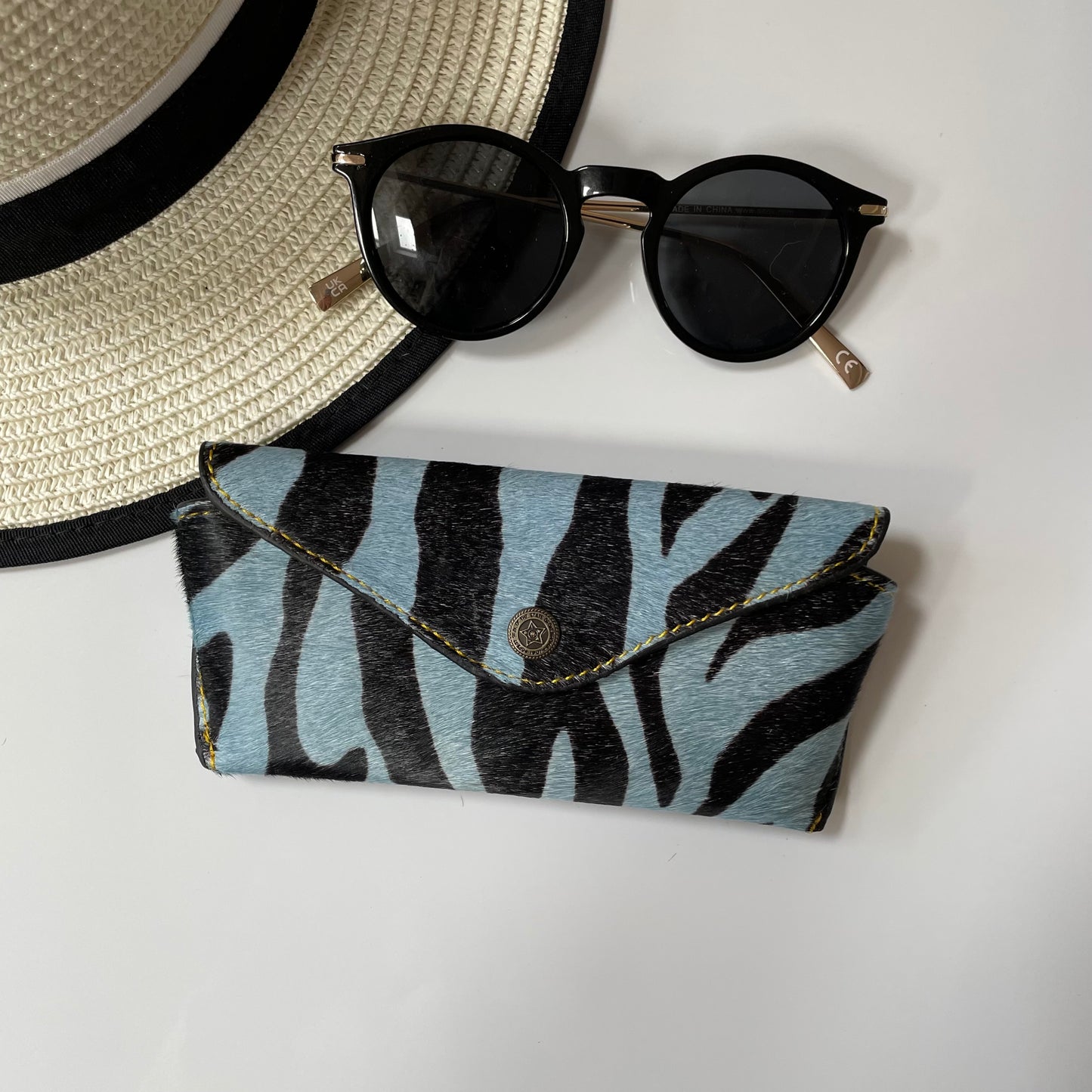 NEW Nephele Daphne Glasses Case