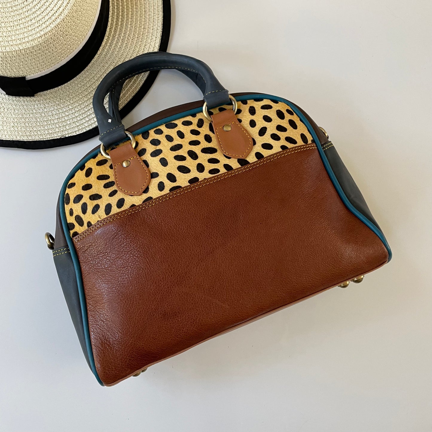 OUTLET Nephele Maggie