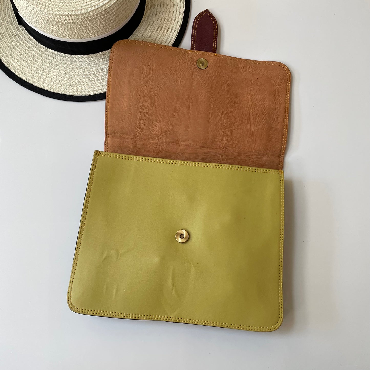 OUTLET Nephele Carli
