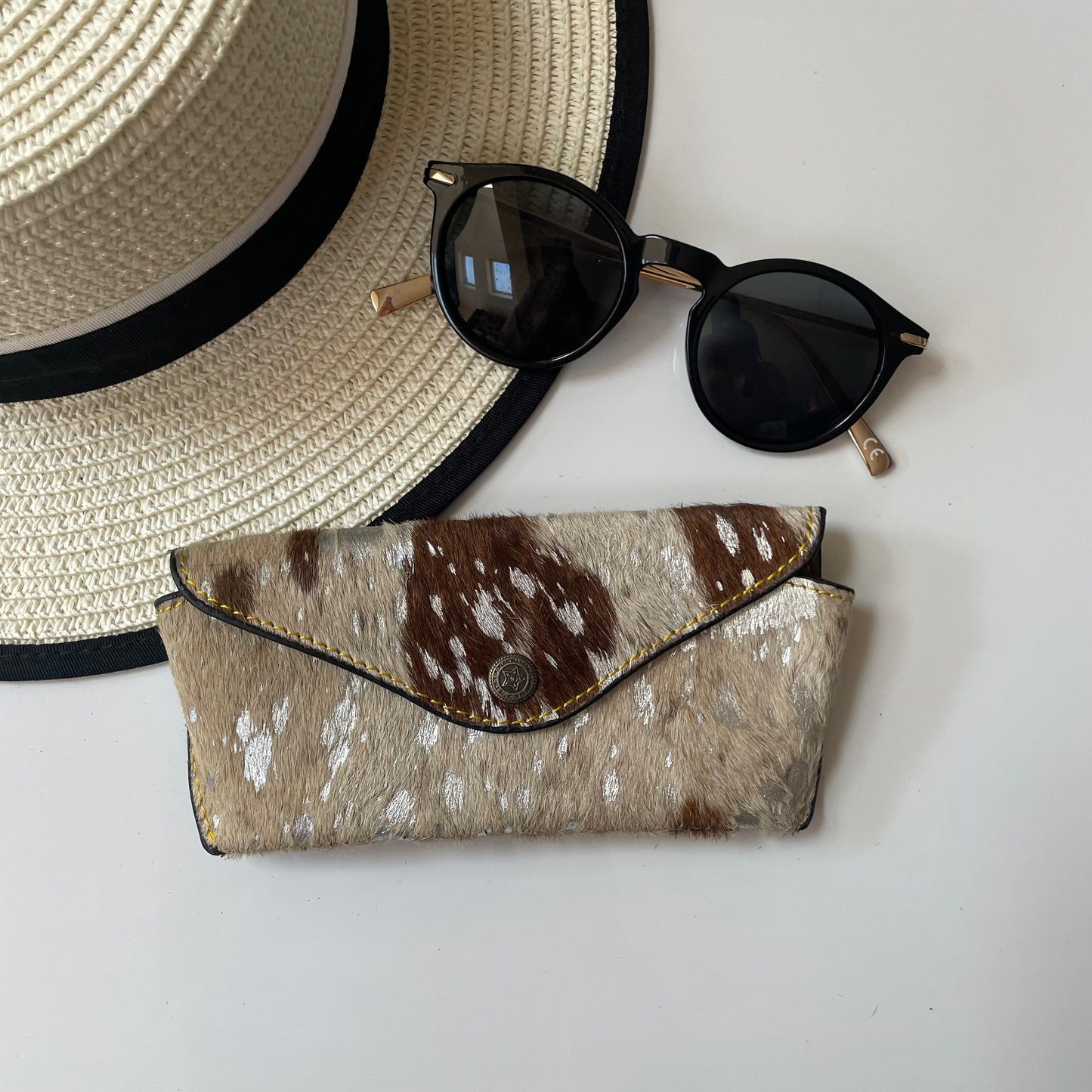 NEW Nephele Daphne Glasses Case