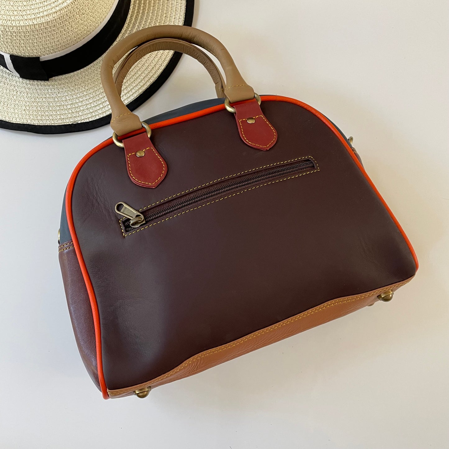 OUTLET Nephele Maggie