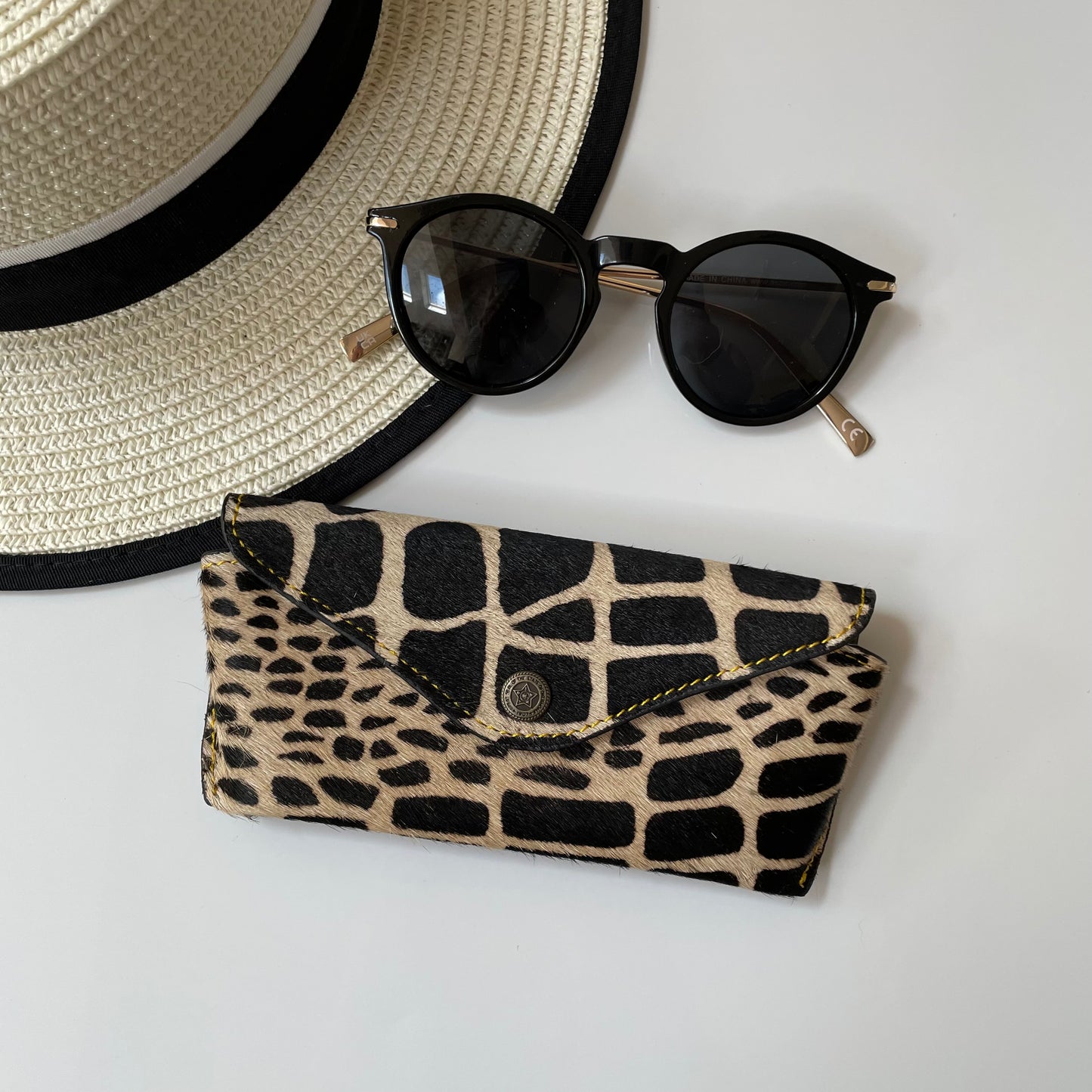 NEW Nephele Daphne Glasses Case