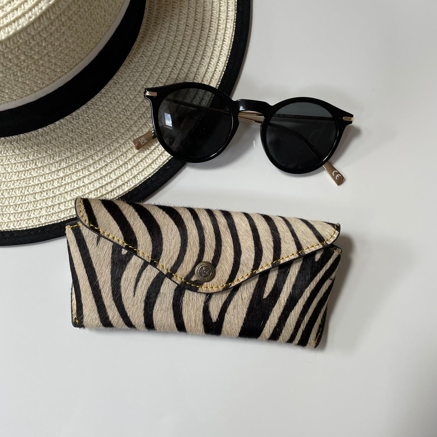NEW Nephele Daphne Glasses Case