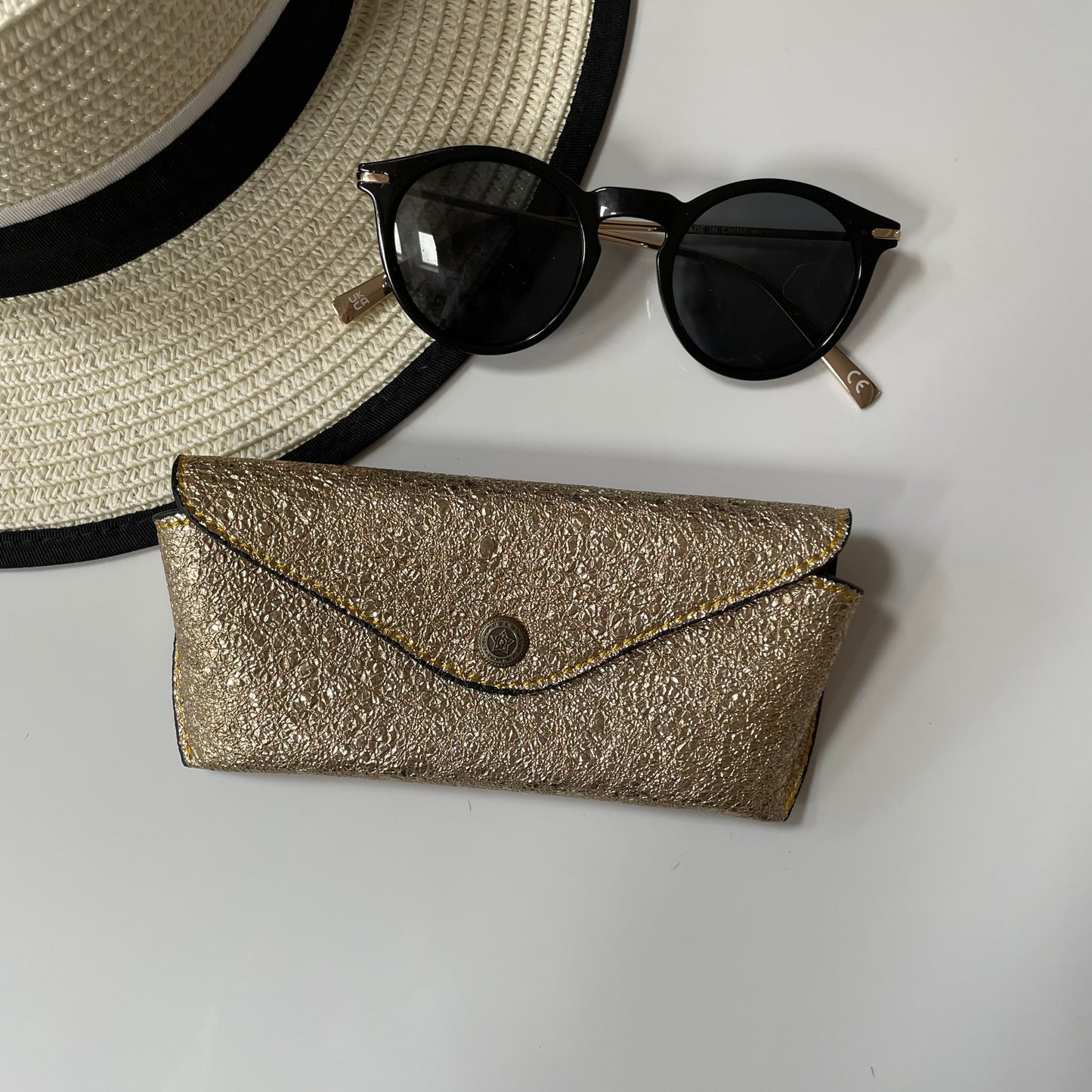 NEW Nephele Daphne Glasses Case