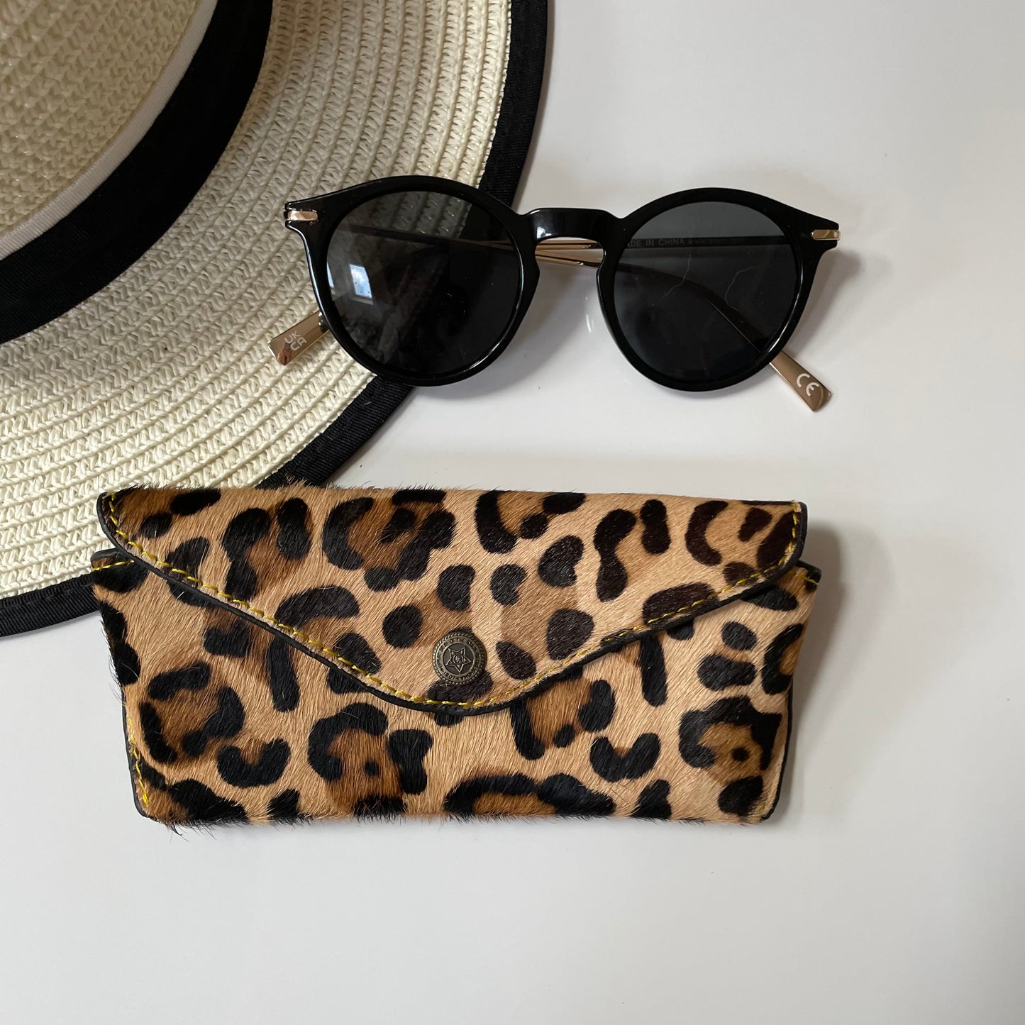 NEW Nephele Daphne Glasses Case