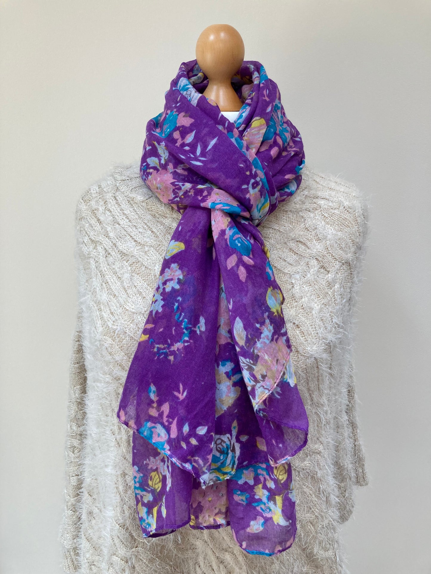 Purple Floral Scarf and Gloves Set