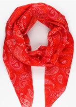 Load image into Gallery viewer, Spring Red Paisley Print Cotton Scarf
