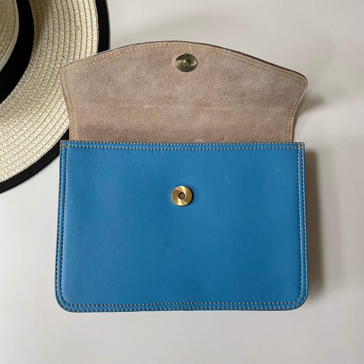 OUTLET Nephele Eadie