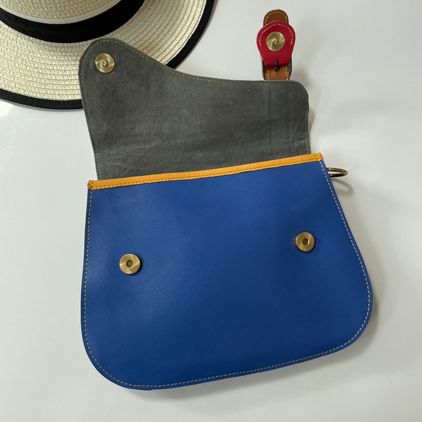 OUTLET Nephele Darcy