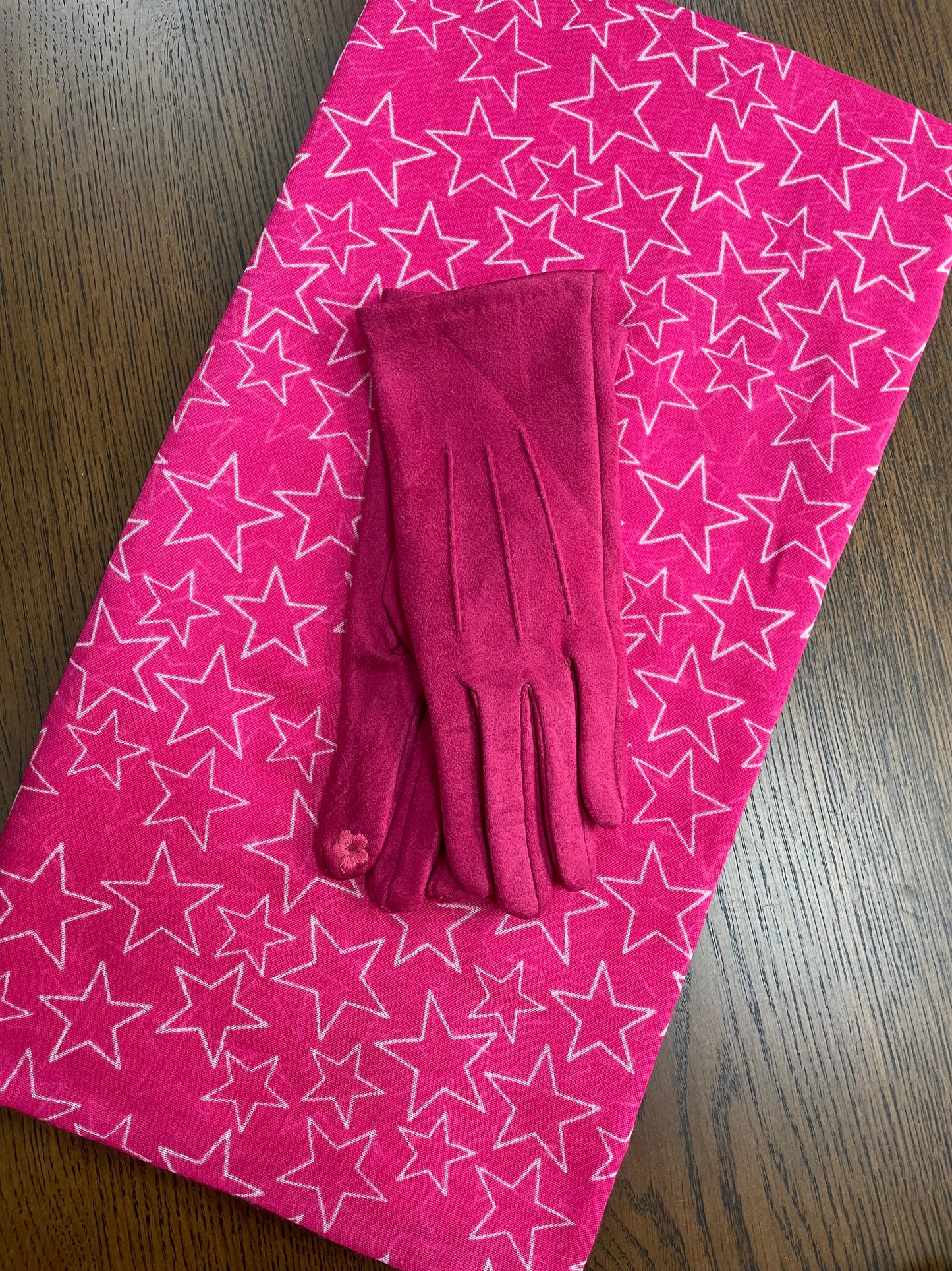 Pink Star Scarf and Gloves Set