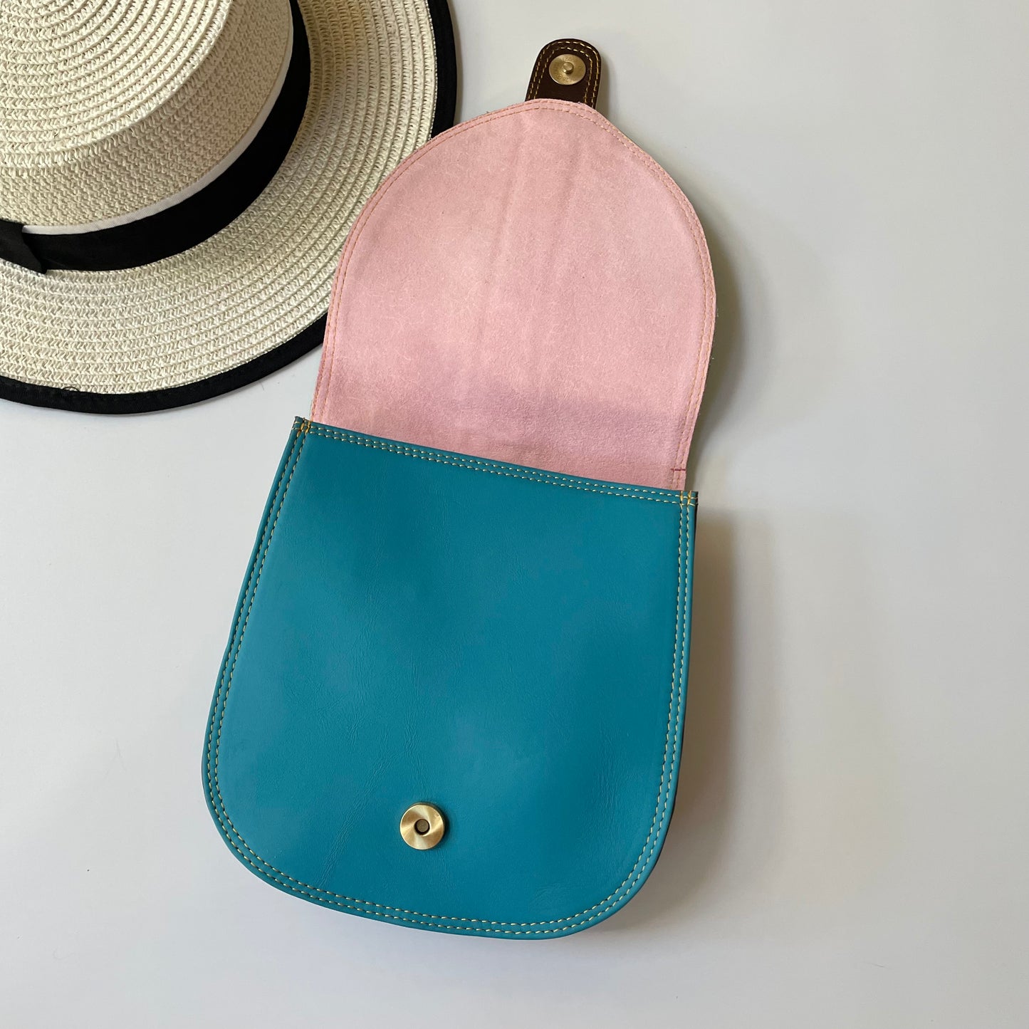 OUTLET Nephele Margot