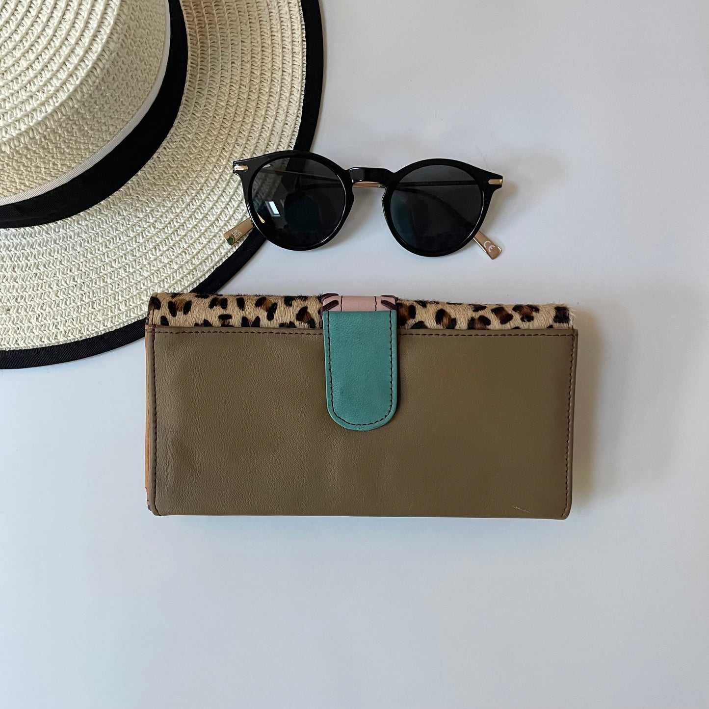 OUTLET Nephele Drew Purse