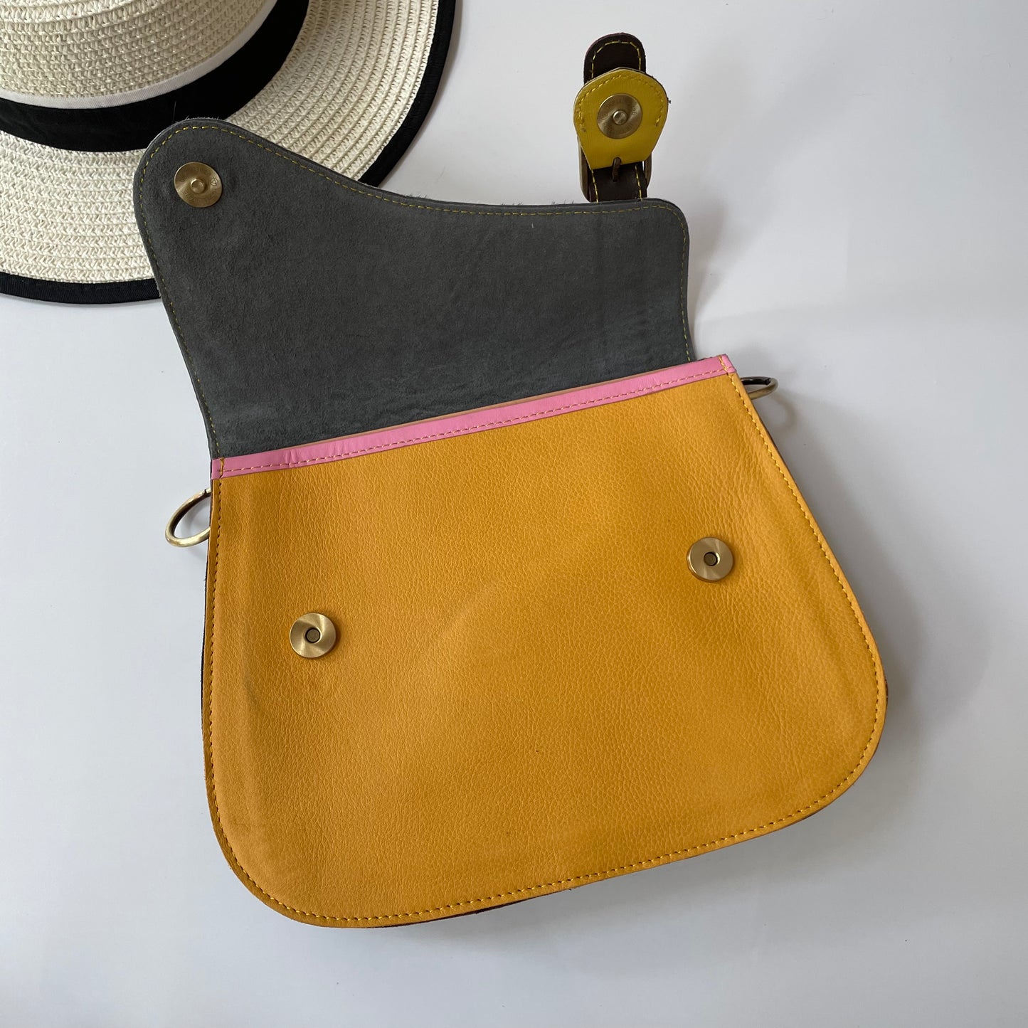 OUTLET Nephele Darcy