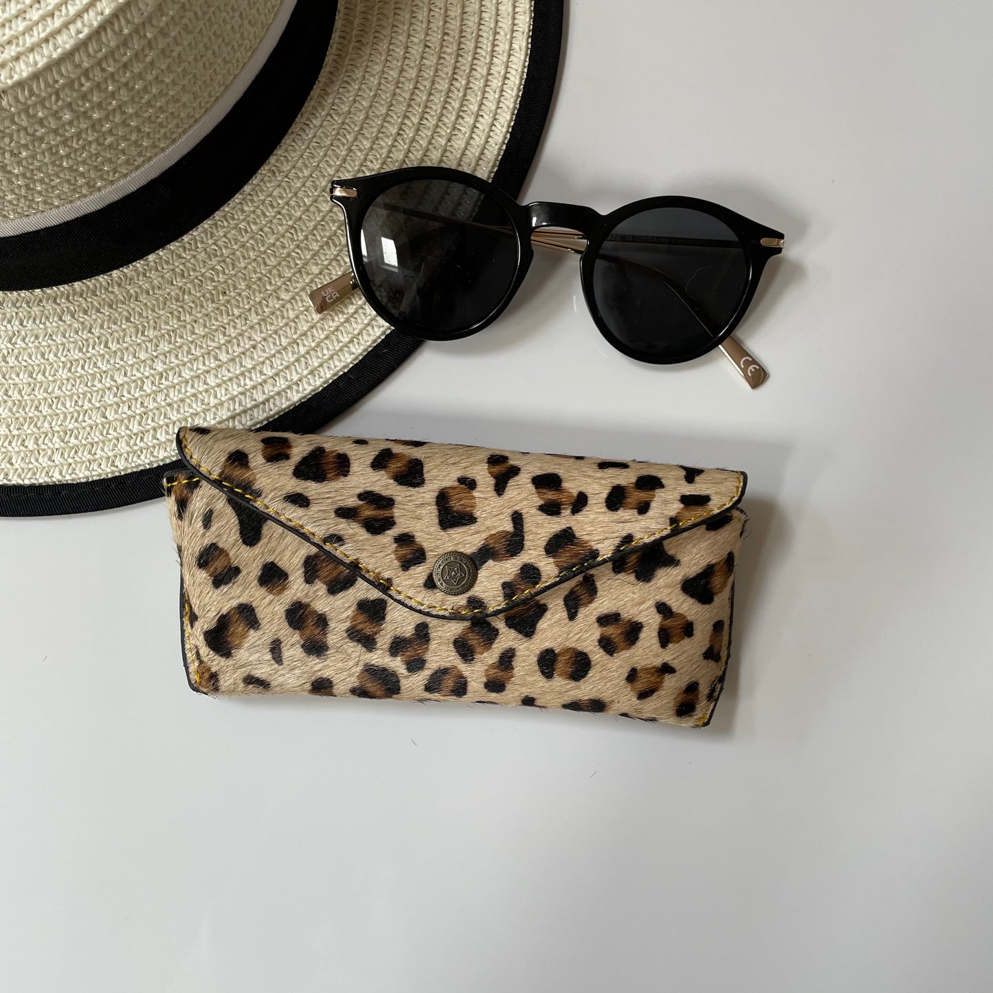 NEW Nephele Daphne Glasses Case