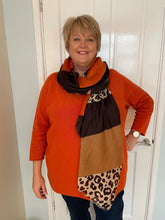 Load image into Gallery viewer, Autumn Rust and Brown Leopard Scarf
