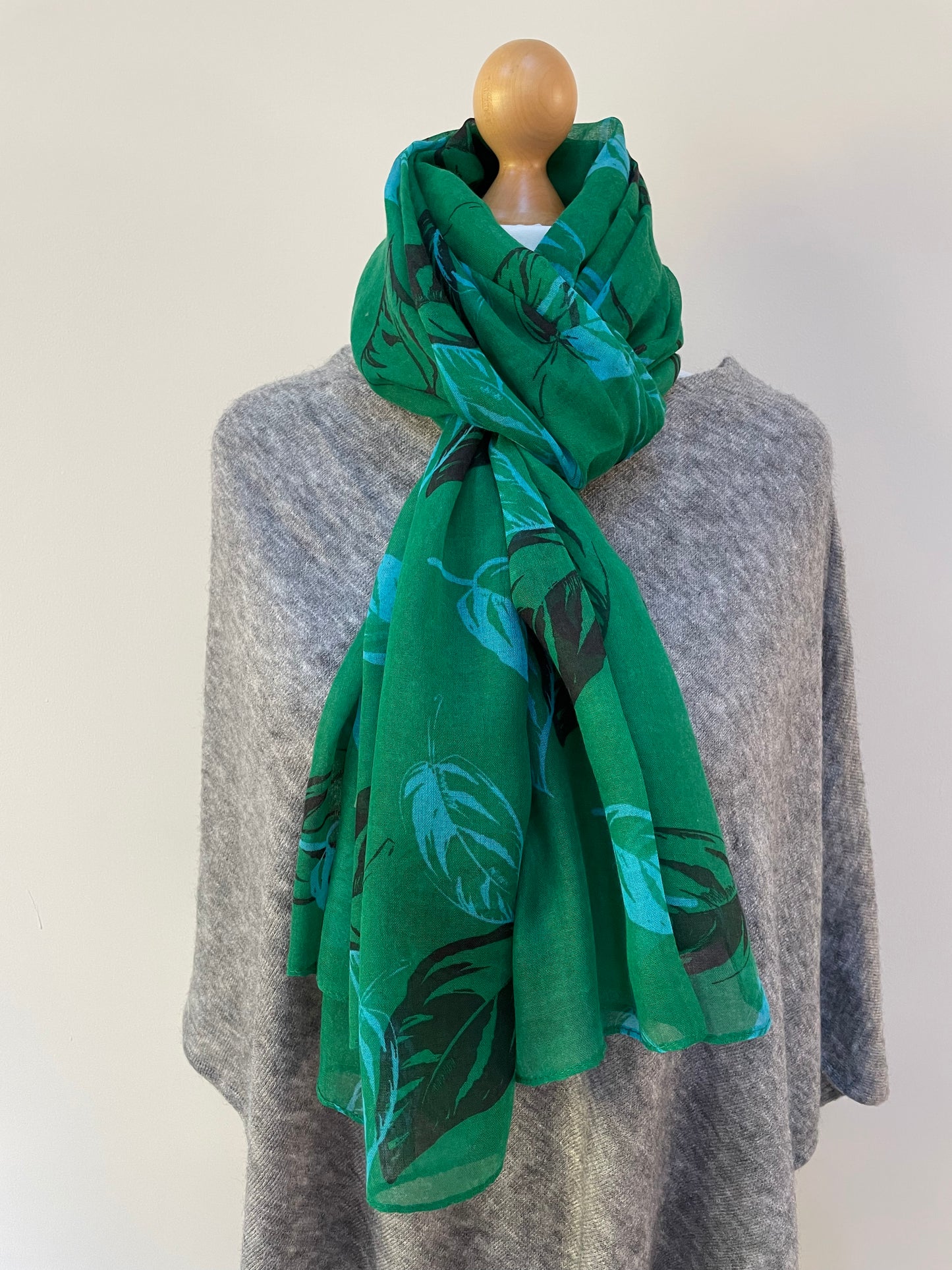 Winter Emerald Green Leaves Scarf