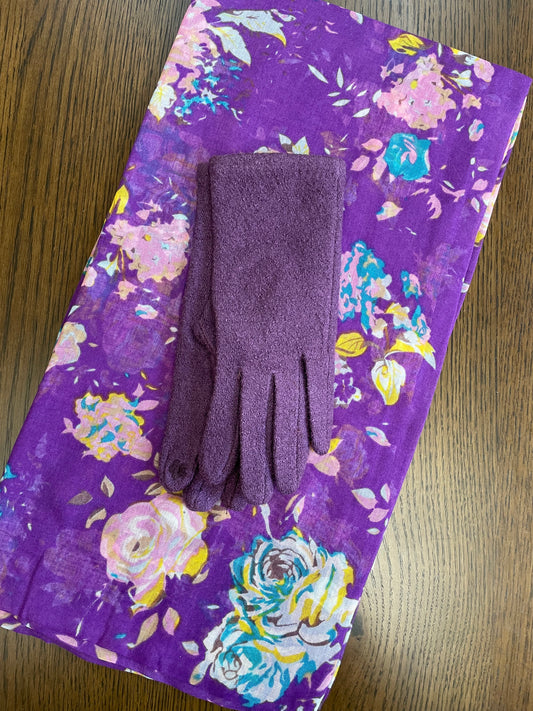 Purple Floral Scarf and Gloves Set