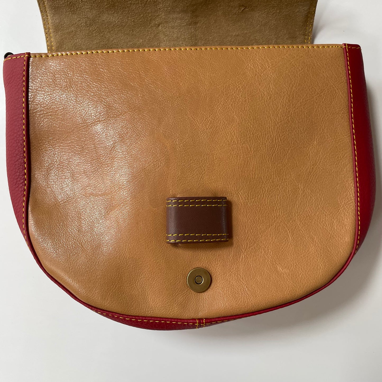 OUTLET Nephele Dot