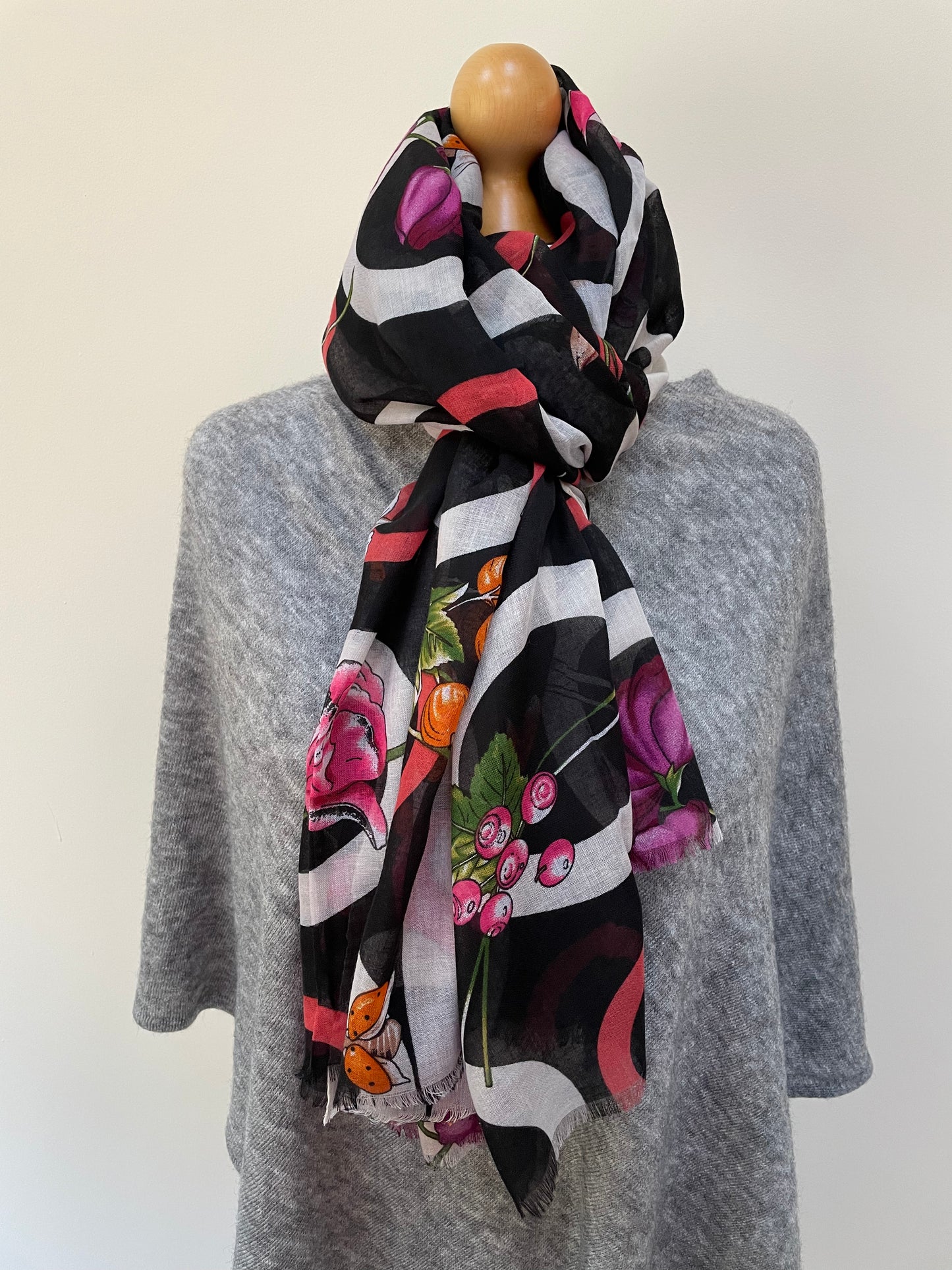 Winter Black Circles Scarf