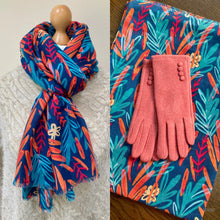Load image into Gallery viewer, Navy Watercolour Leaves Scarf and Gloves Set
